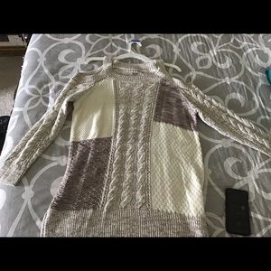 Cold shoulder sweater NWT size L from Kohls